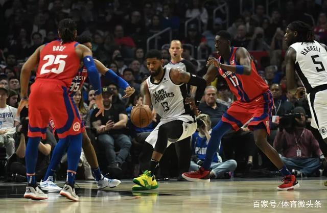 猛龙双星领衔心态调整，球队迎来转机(领衔担纲是什么意思)