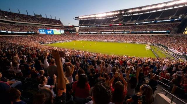 足球世界杯夺冠热门浮出水面，各队实力展现无遗的简单介绍